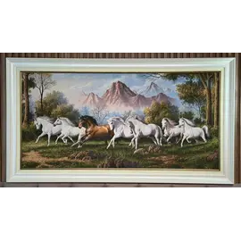 Pikturë Artistike Kuaj në Vrapim në Peisazh Malor – Art Klasik Luksoz 140×80 cm