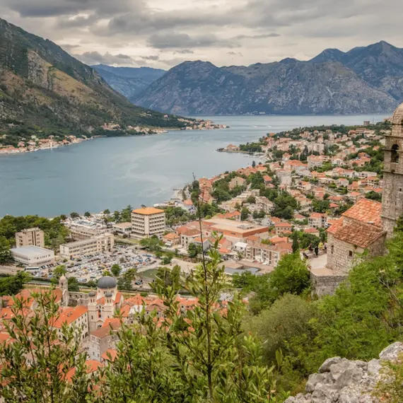 Paketa Turistike Budva – Kotor – Ulqin 2 Ditë nga Tirana me Autobus €49, 5 imazh