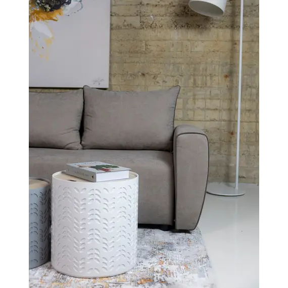 Kënd Omis Bezhe, 3 imazh