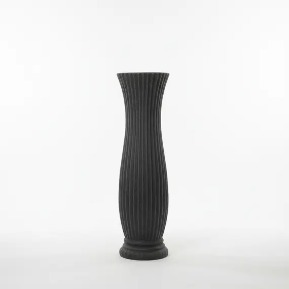 Vazo Dekorative Qeramike e Zezë