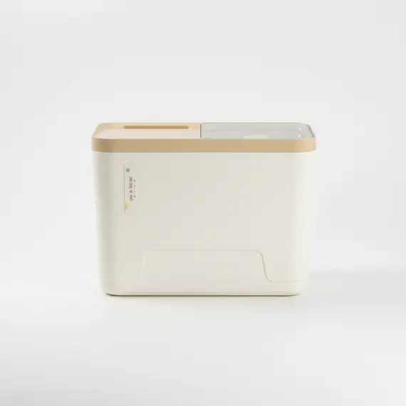 Kosh Shumëfunksional Mesatar Plastike