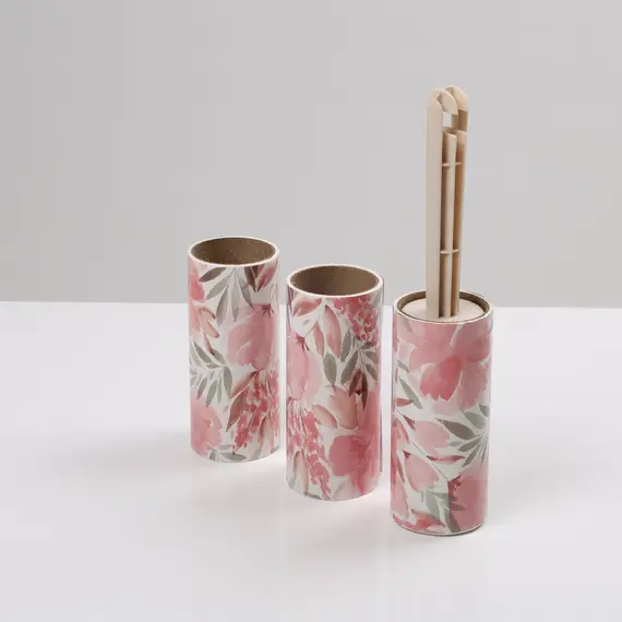 Heqes Pushi, 2 imazh