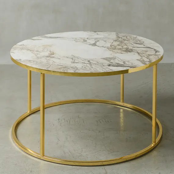 Tavoline Ngrenie Larson, 3 imazh