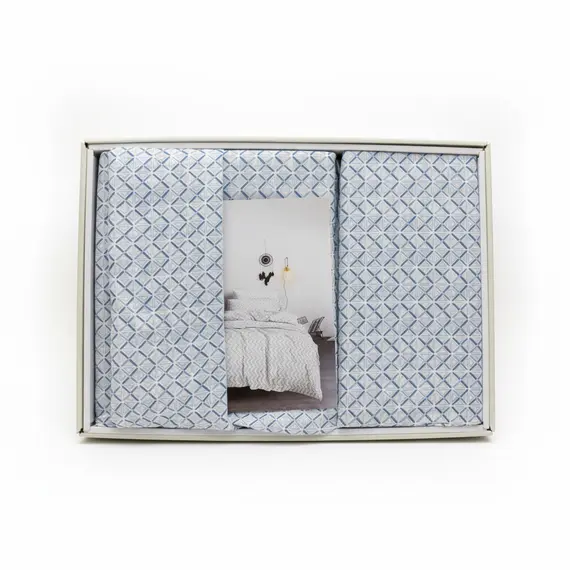 Set Çarçafësh Bamboo Soft D-2 200x220 me Dizajn Gjeometrik Blu