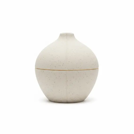 Vazo Dekorative Qeramike, Ngjyrë Bezhë me Pika, Formë Gjeometrike – 21 x 13 x 21 cm