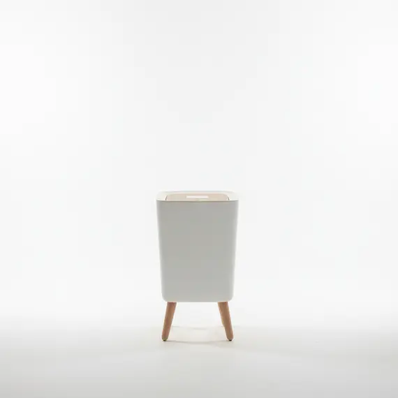 Kosh Mbeturinash me Kembe Katror